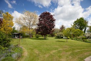 Birchwood_Garden- click for photo gallery